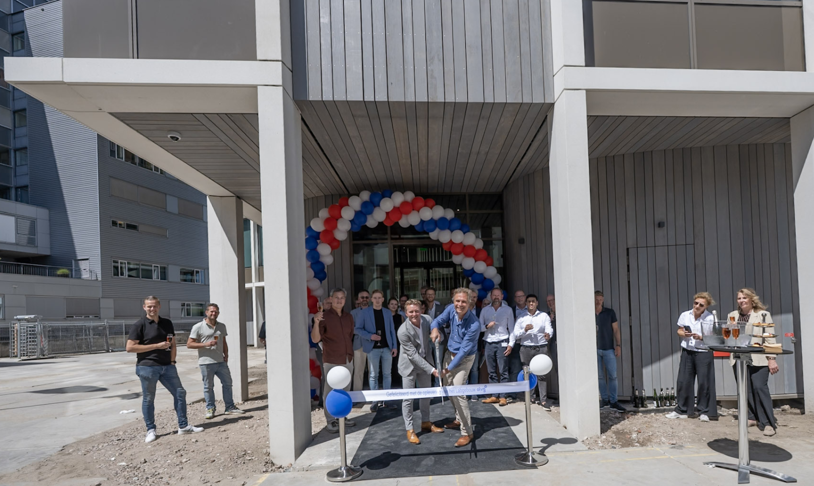 Oplevering van het nieuwe labgebouw